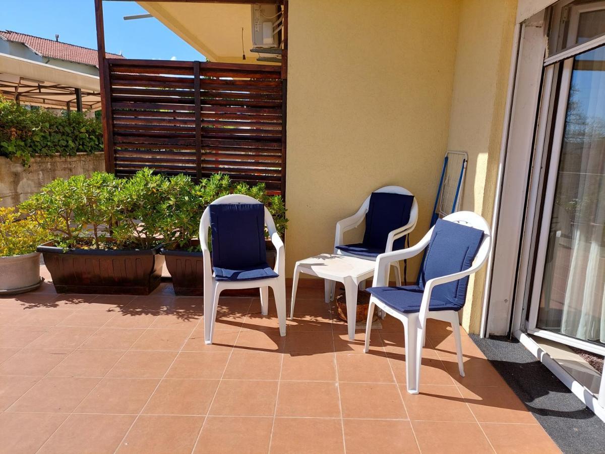 Apartmani Irena Tivat Eksteriør billede